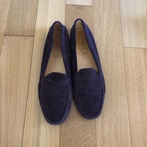 Tod’s Gommini suede driving shoe size 9